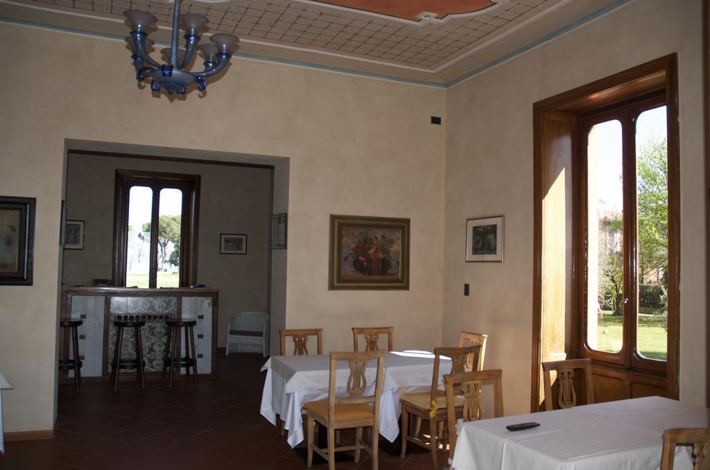 Villa Pioppi Hotel Сірміоне Екстер'єр фото